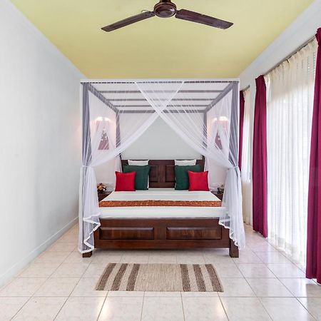 Aida Hotel - เบนโตตา ภายนอก รูปภาพ