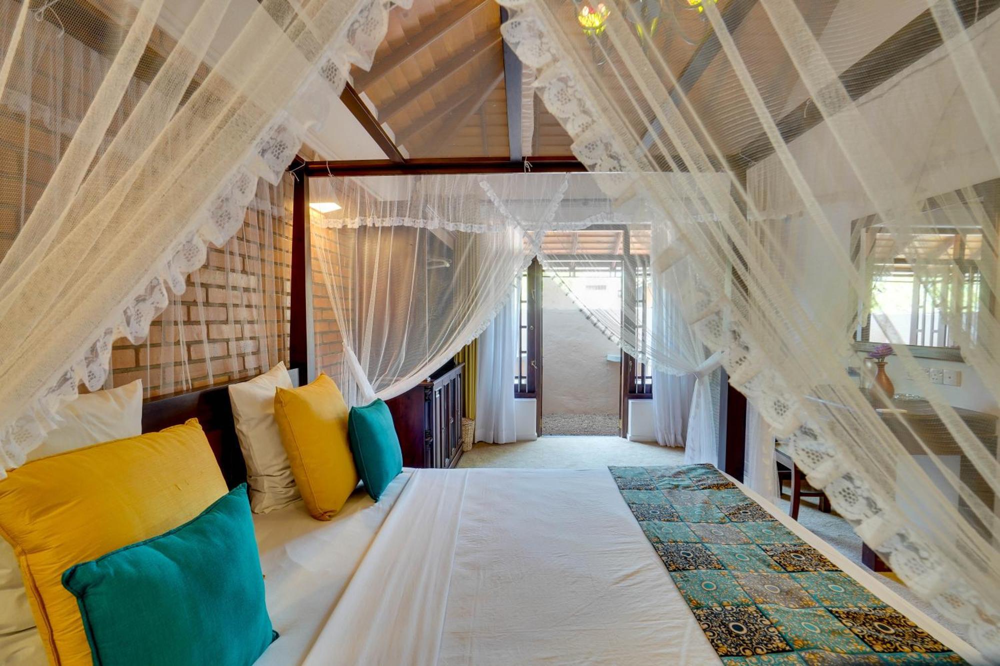 Aida Hotel - เบนโตตา ภายนอก รูปภาพ