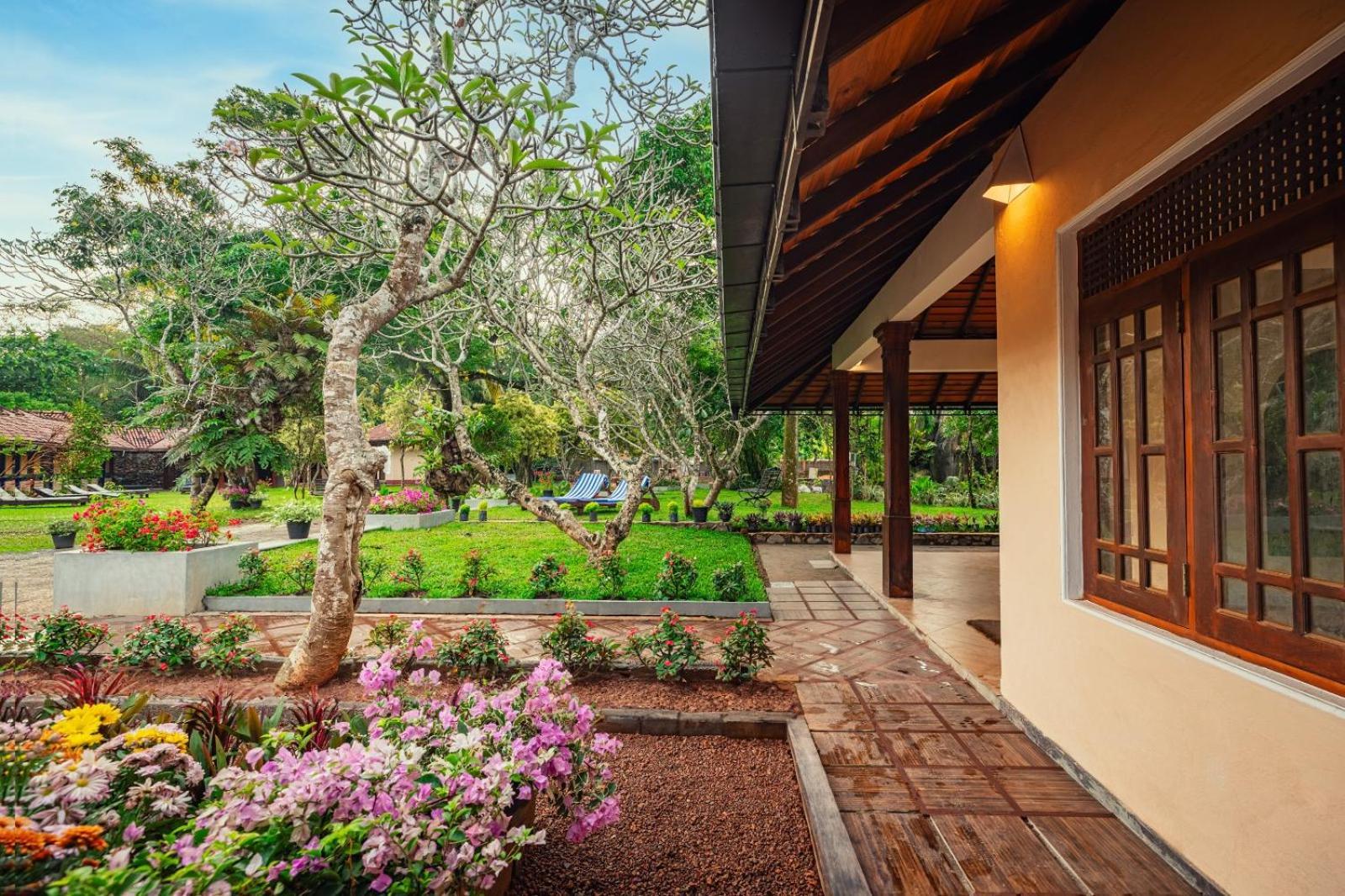 Aida Hotel - เบนโตตา ภายนอก รูปภาพ