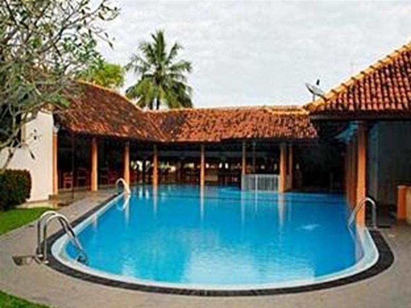 Aida Hotel - เบนโตตา ภายนอก รูปภาพ